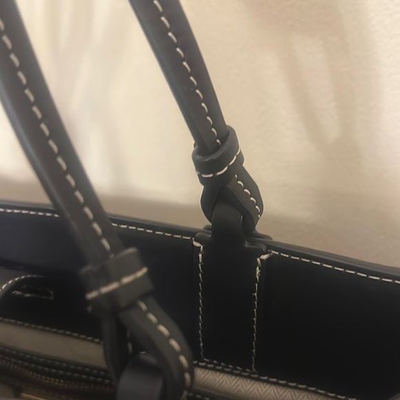 Tory Burch Tote Bag - Picture 10 of 17